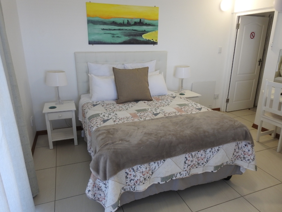 3 Bedroom Property for Sale in Hoogland Western Cape